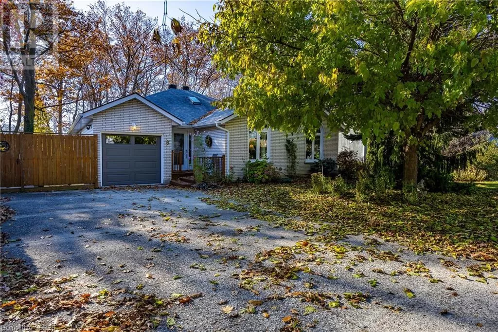 House for rent: 8 Oak Ridge Court, Port Dover, Ontario N0A 1N7