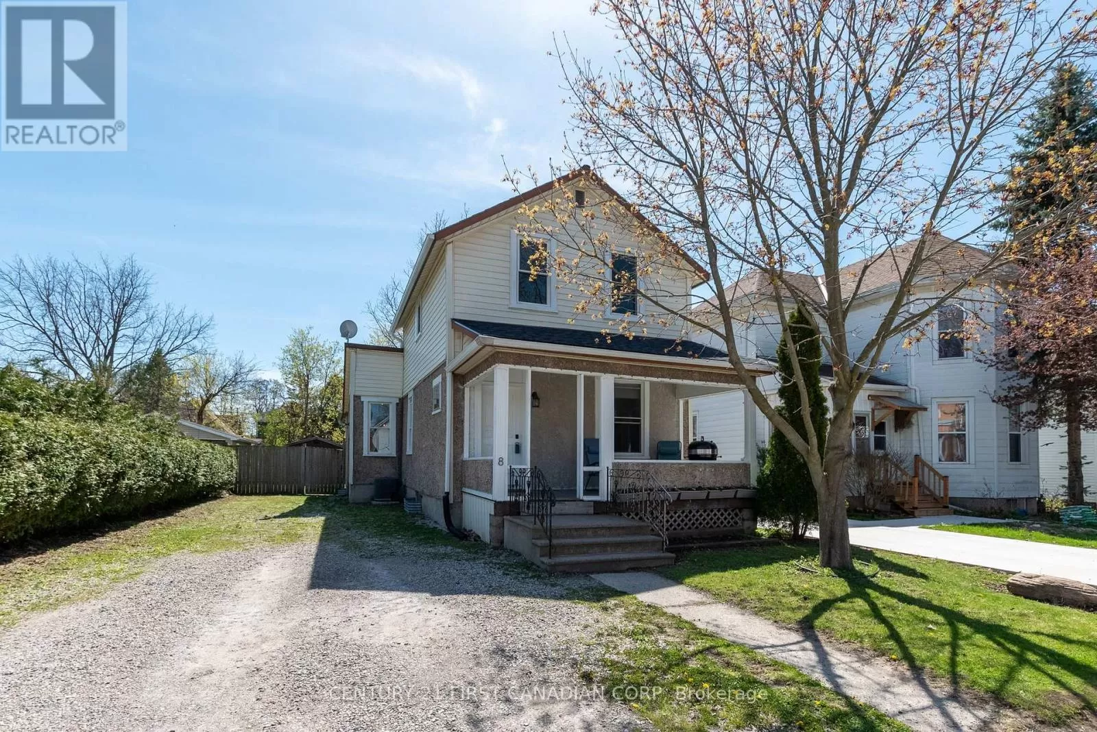 House for rent: 8 Omemee Street, Central Elgin, Ontario N5P 1V9