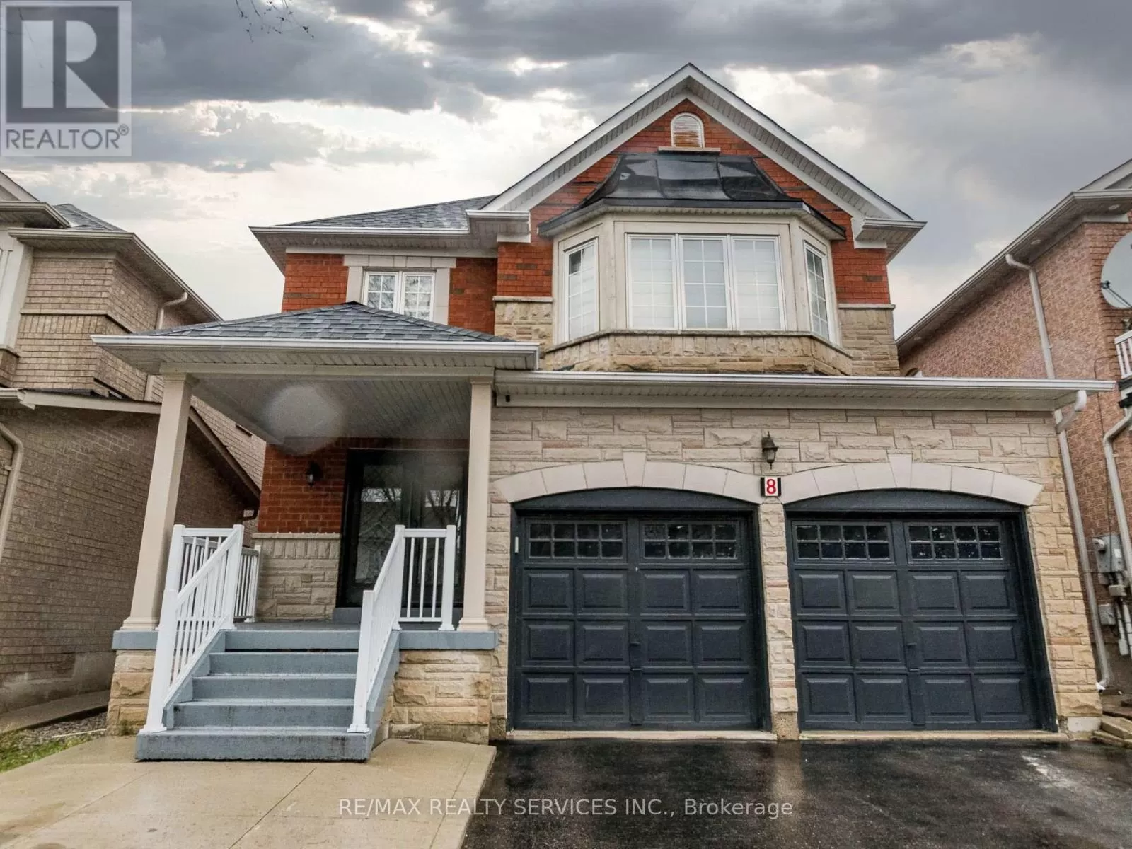 House for rent: 8 River Heights Dr, Brampton, Ontario L6P 2M9