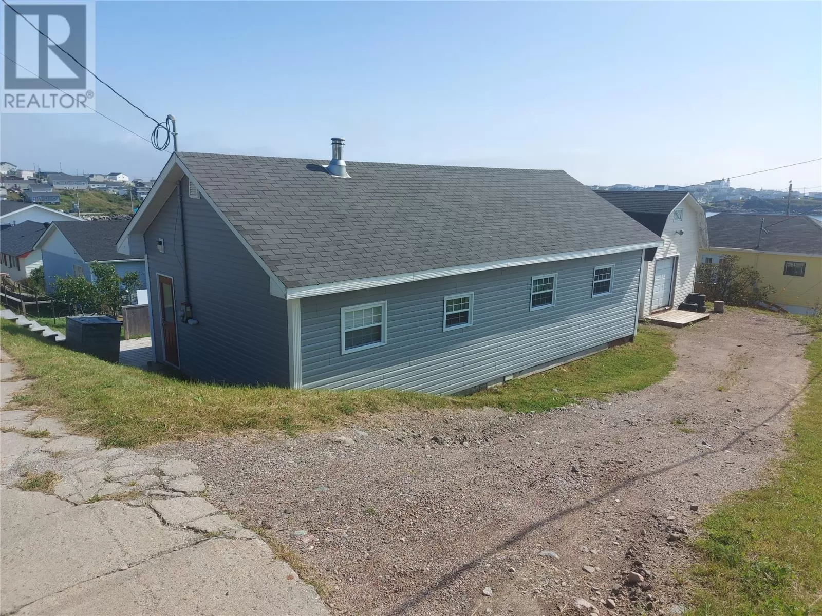 House for rent: 8 Second Avenue, Port aux Basques, Newfoundland & Labrador A0M 1C0