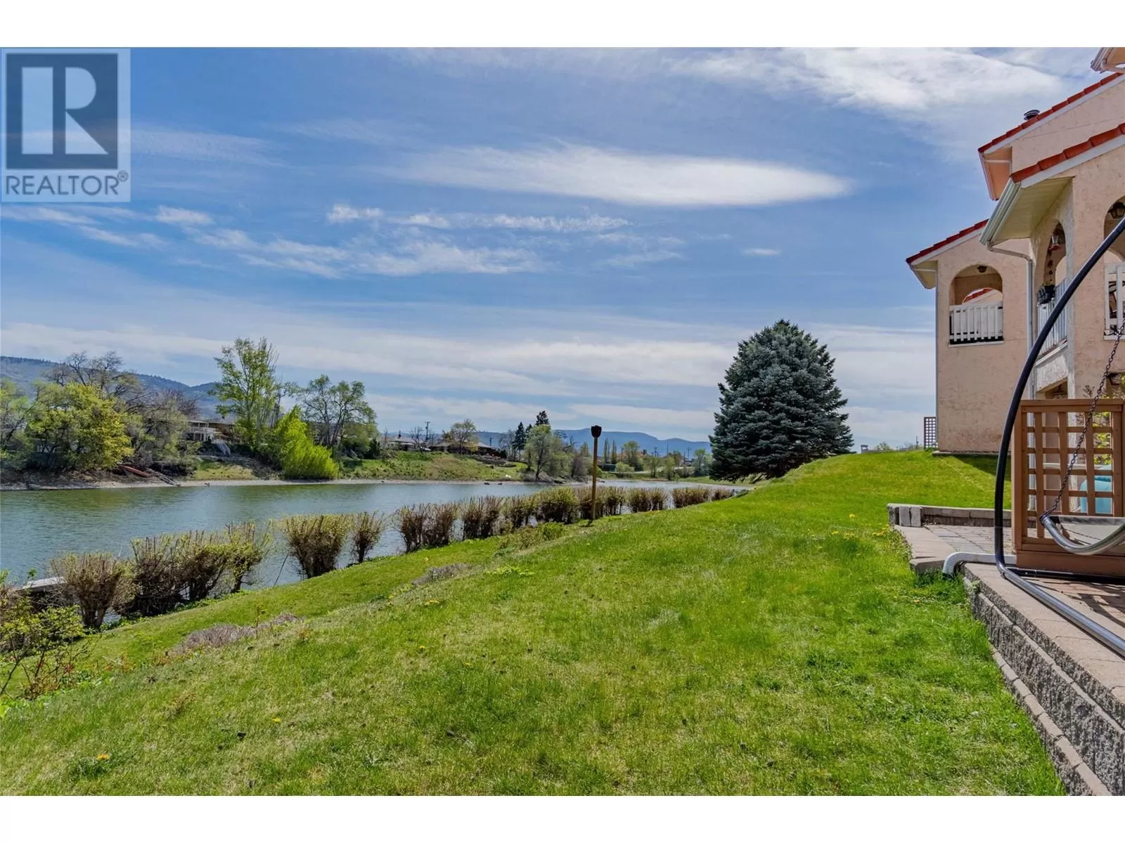 Row / Townhouse for rent: 8029 Vedette Drive, Osoyoos, British Columbia V0H 1V2