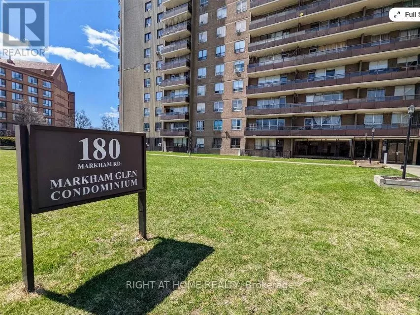 Apartment for rent: 806 - 180 Markham Road, Toronto, Ontario M1M 2Z9