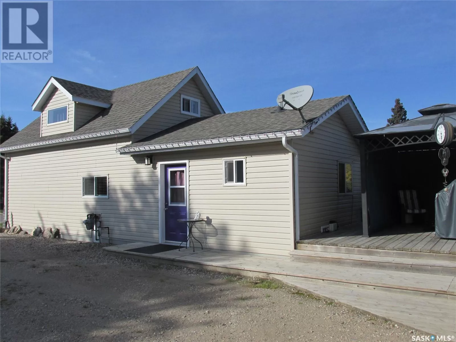 House for rent: 807 Centre Street, Nipawin, Saskatchewan S0E 1E0