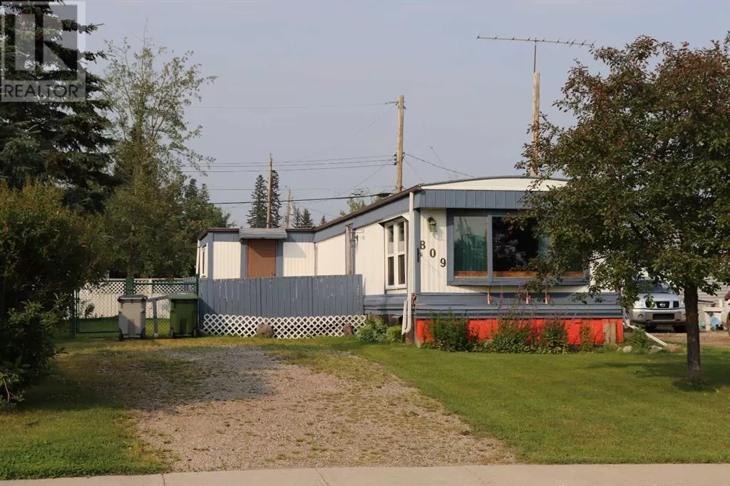 Manufactured Home/Mobile for rent: 809 52 Street, Edson, Alberta T7E 1K4