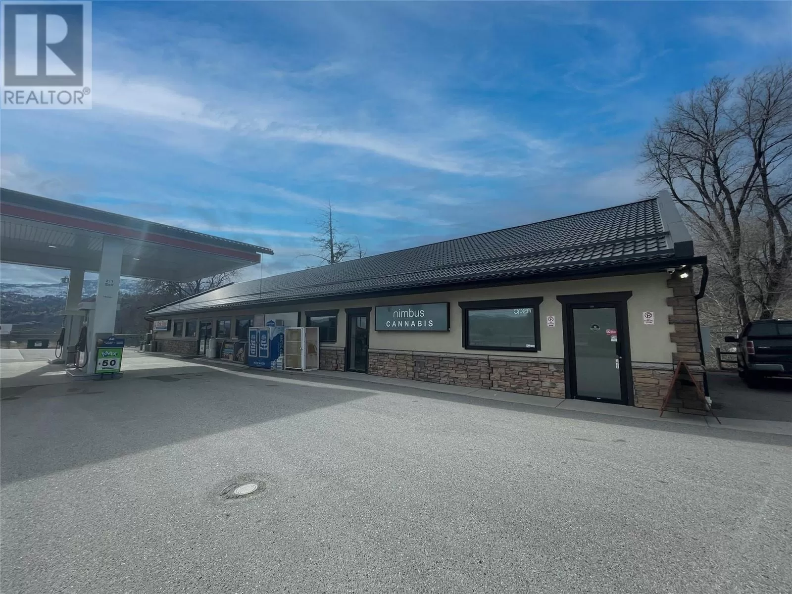 Retail for rent: 8102 97 Highway, Oliver, British Columbia V0H 1T2