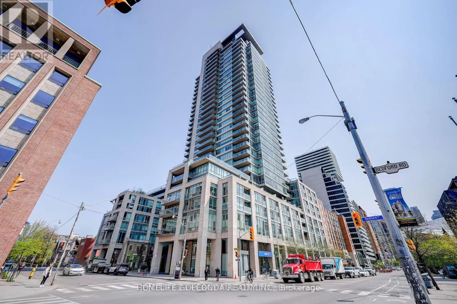 Apartment for rent: 816 - 1 Bedford Road, Toronto, Ontario M5R 2J7
