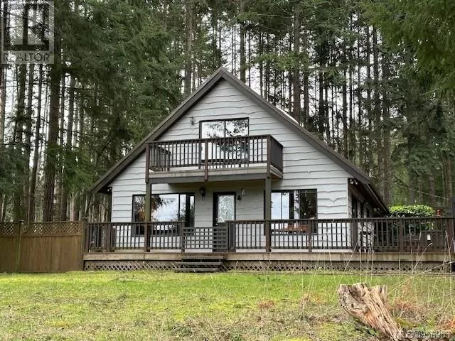 House for rent: 818 Buttercup Rd, Gabriola Island, British Columbia V0R 1X5