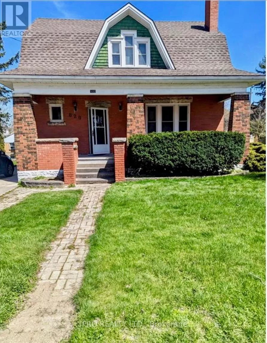 House for rent: 820 Yonge Street S, Brockton, Ontario N0G 2V0