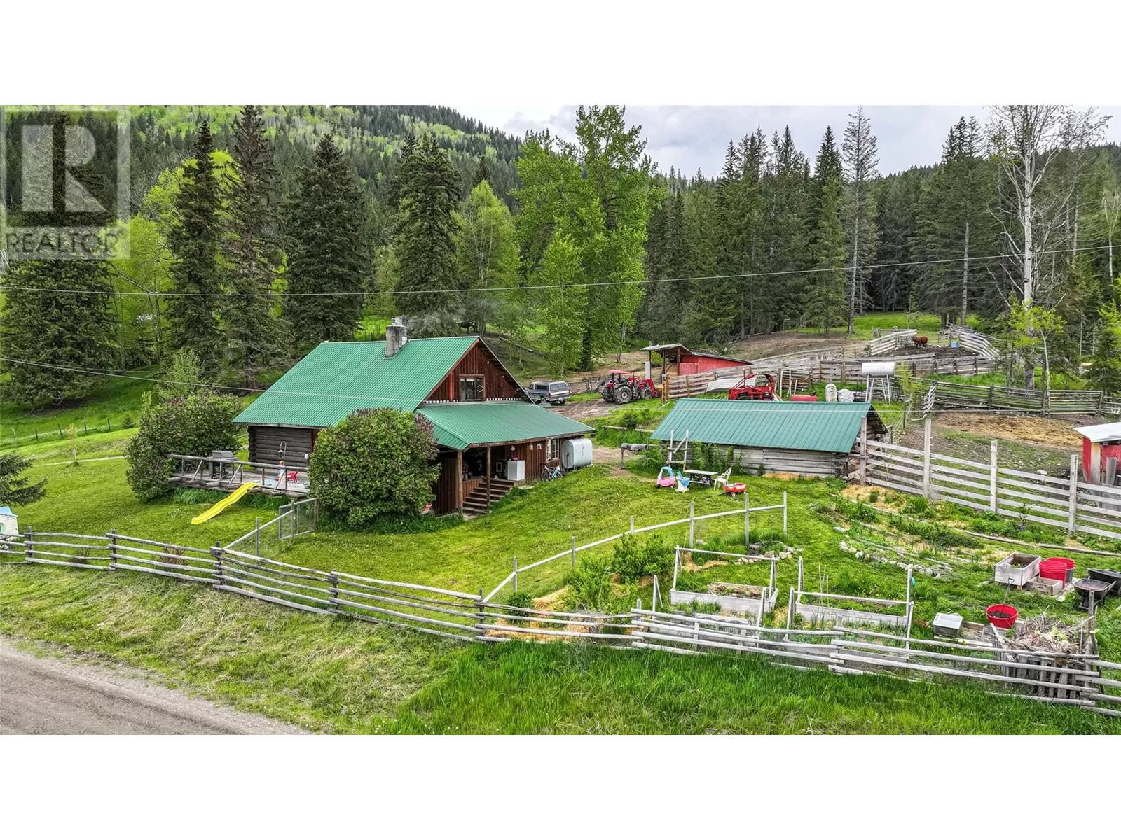 Other for rent: 8265 China Valley Road, Falkland, British Columbia V0E 1W0