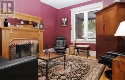 House for rent: 83 Pendrith Street, Toronto, Ontario M6G 1R8