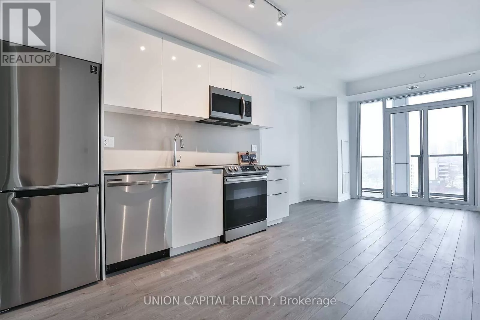 Apartment for rent: 830 - 50 Power Street, Toronto, Ontario M5A 0V3