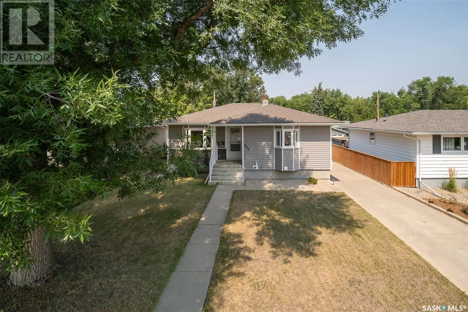 House for rent: 830 Vaughan Street W, Moose Jaw, Saskatchewan S6H 5N7