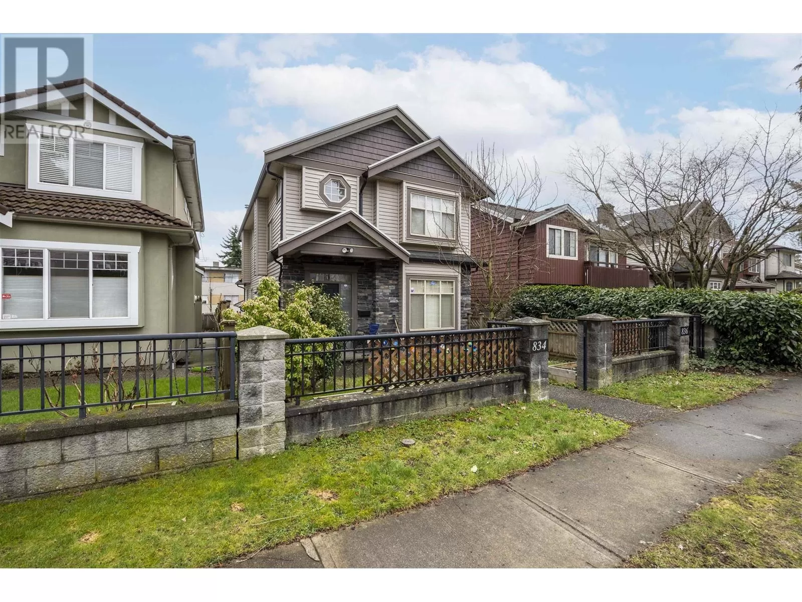 Duplex for rent: 834 W 69th Avenue, Vancouver, British Columbia V6P 2W5