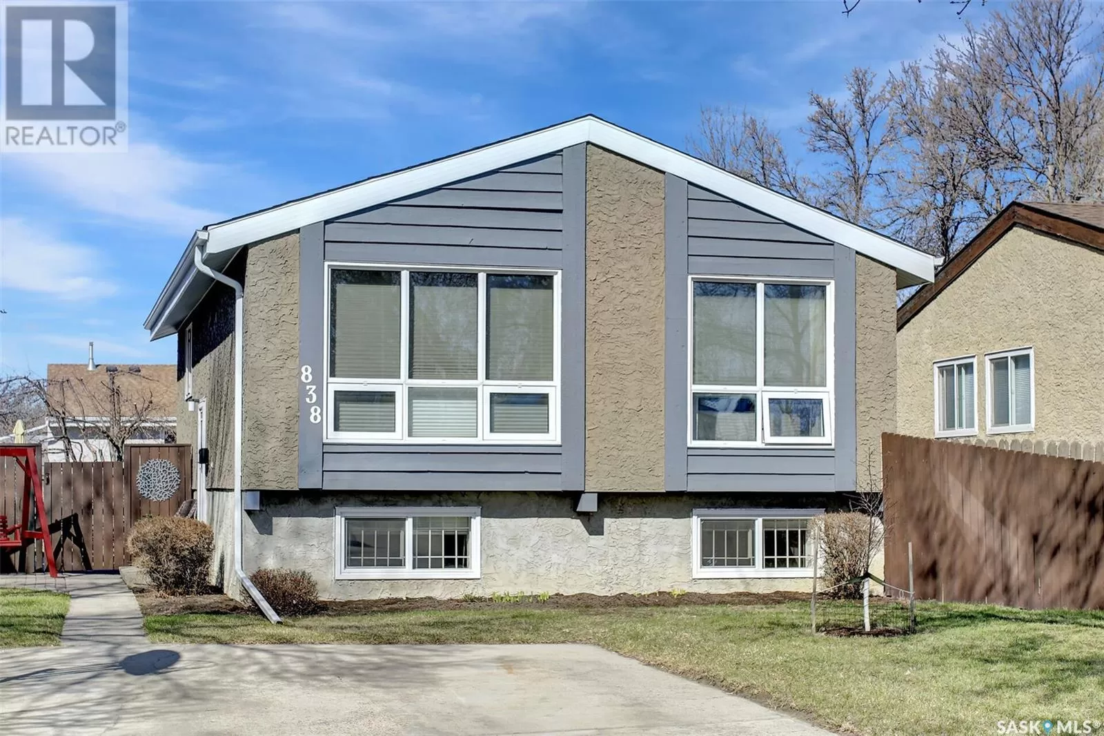 House for rent: 838 Gibson Street N, Regina, Saskatchewan S4X 1S8