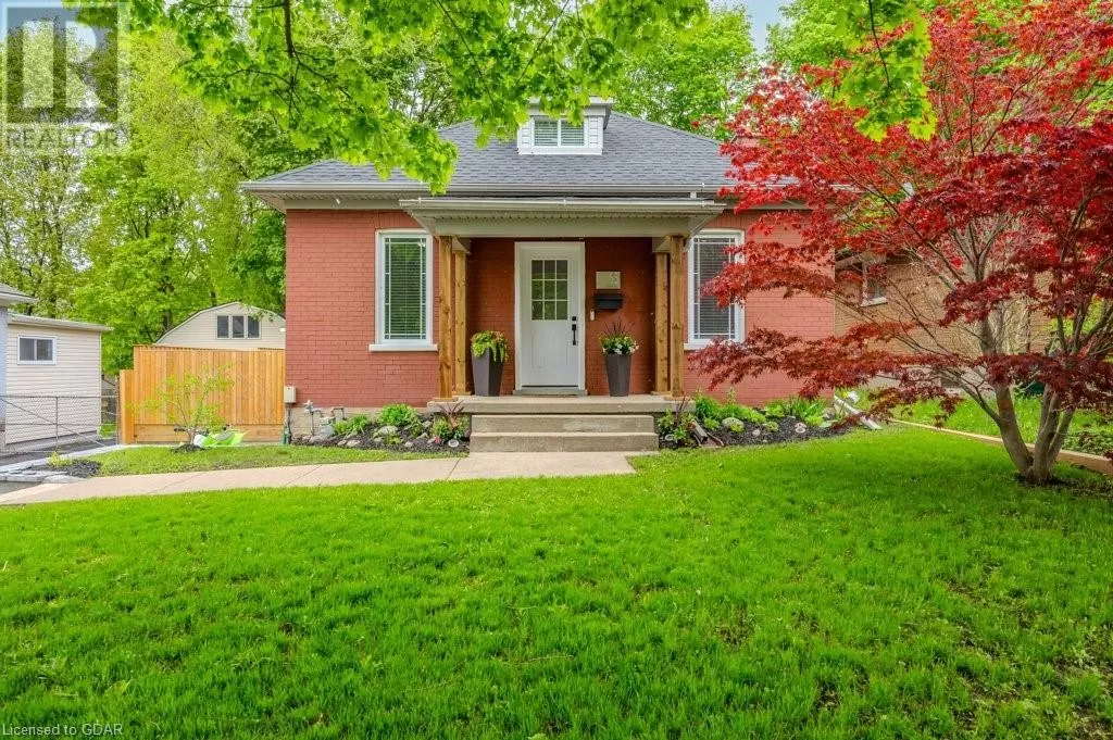 House for rent: 85 Beech Avenue, Cambridge, Ontario N3C 1X6
