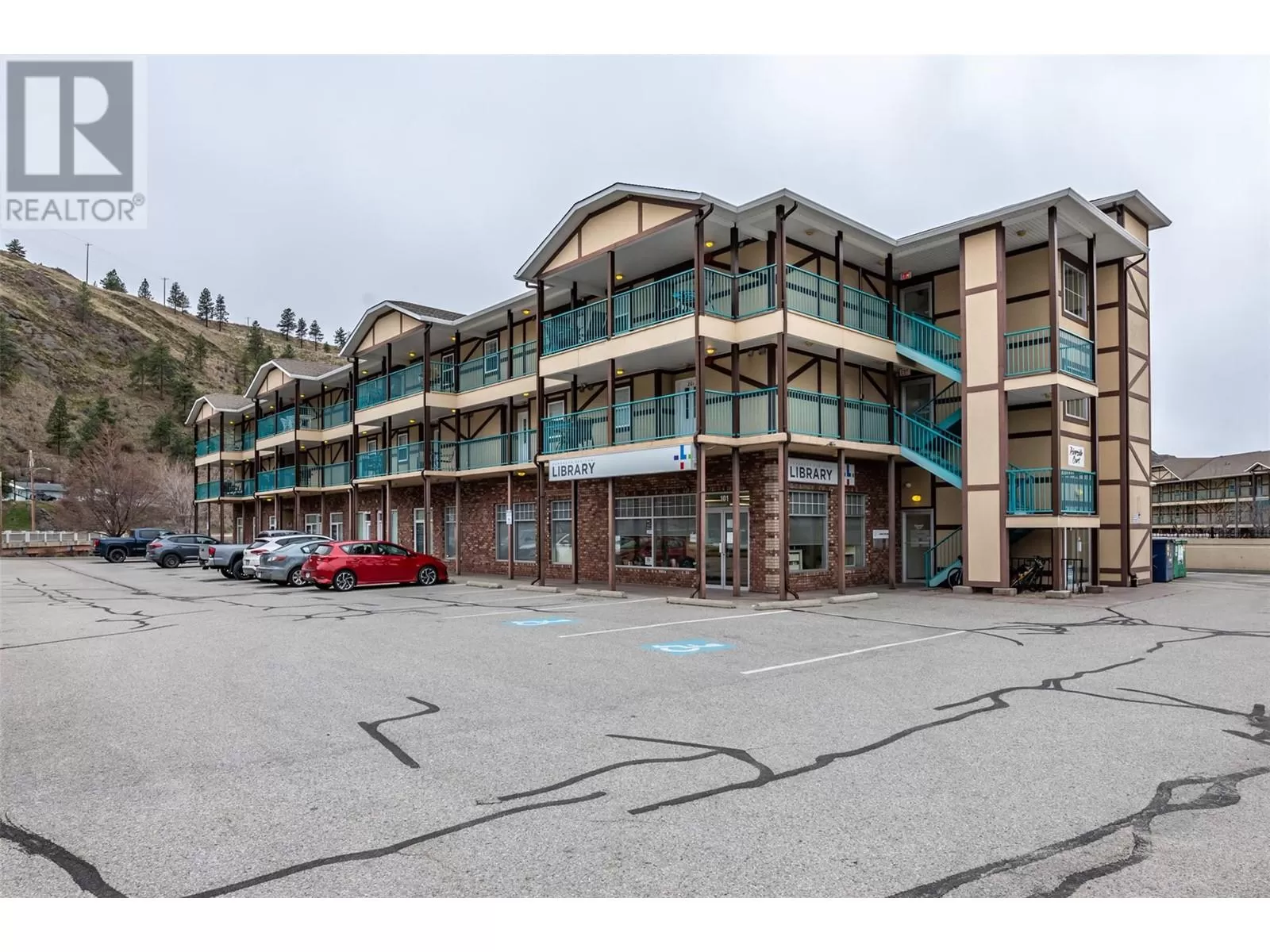 Apartment for rent: 850 Railway Lane Unit# 302, Okanagan Falls, British Columbia V0H 1R0