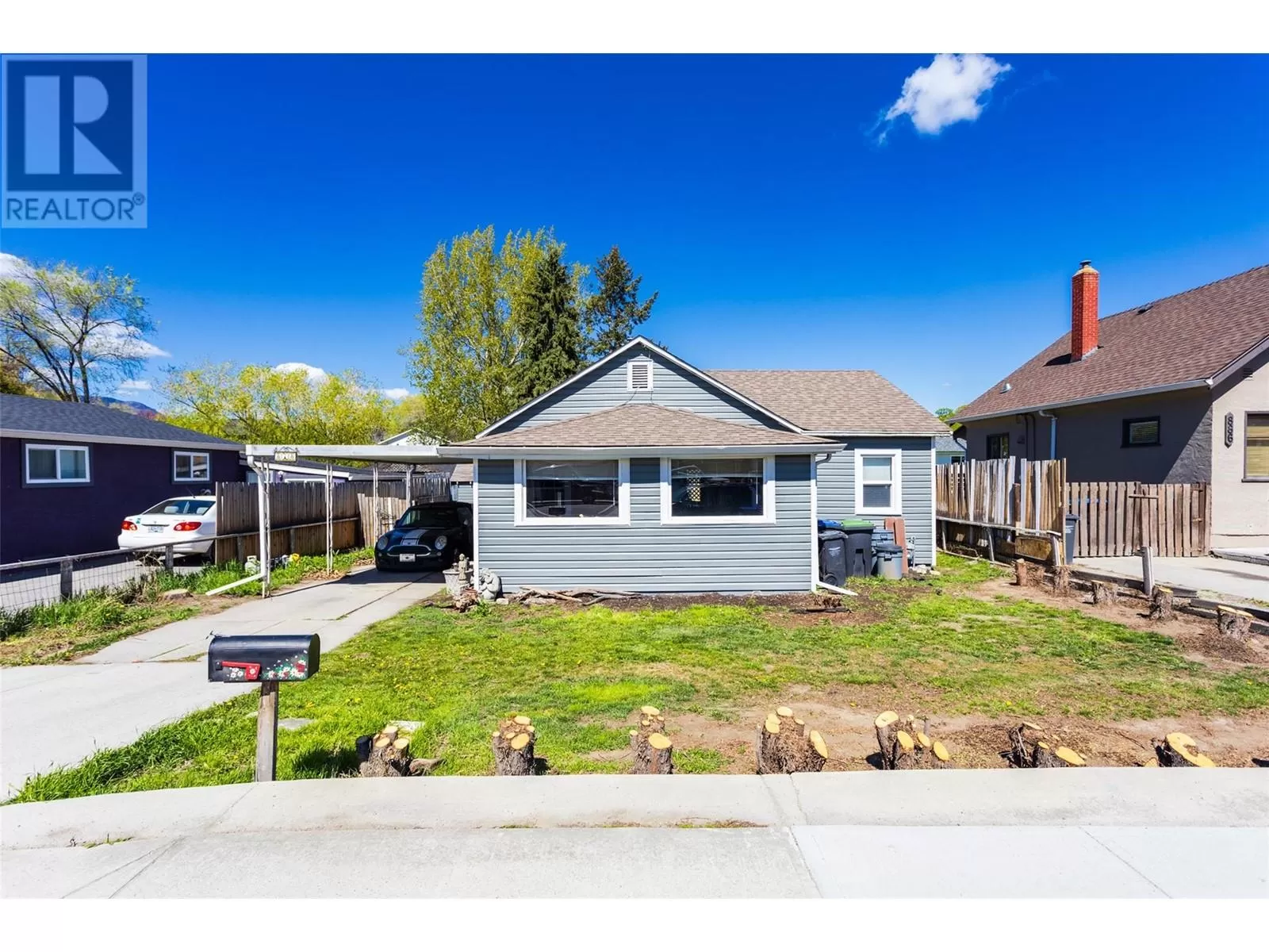 House for rent: 878 Cadder Avenue, Kelowna, British Columbia V1Y 5N6