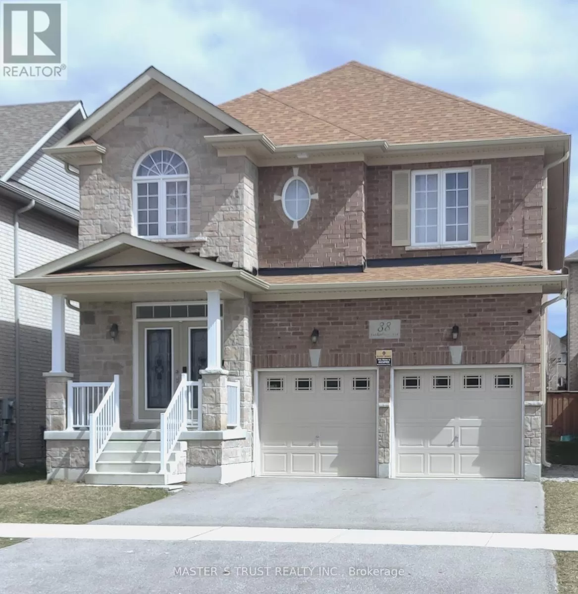 House for rent: 88 Sutherland Avenue W, Bradford West Gwillimbury, Ontario L3Z 4H4