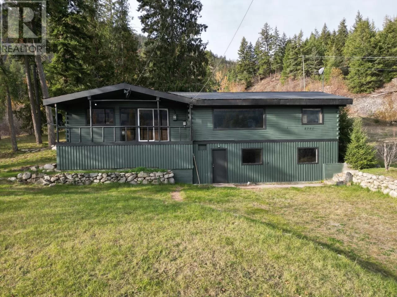 House for rent: 8945 Thuya Creek Road, Little Fort, British Columbia