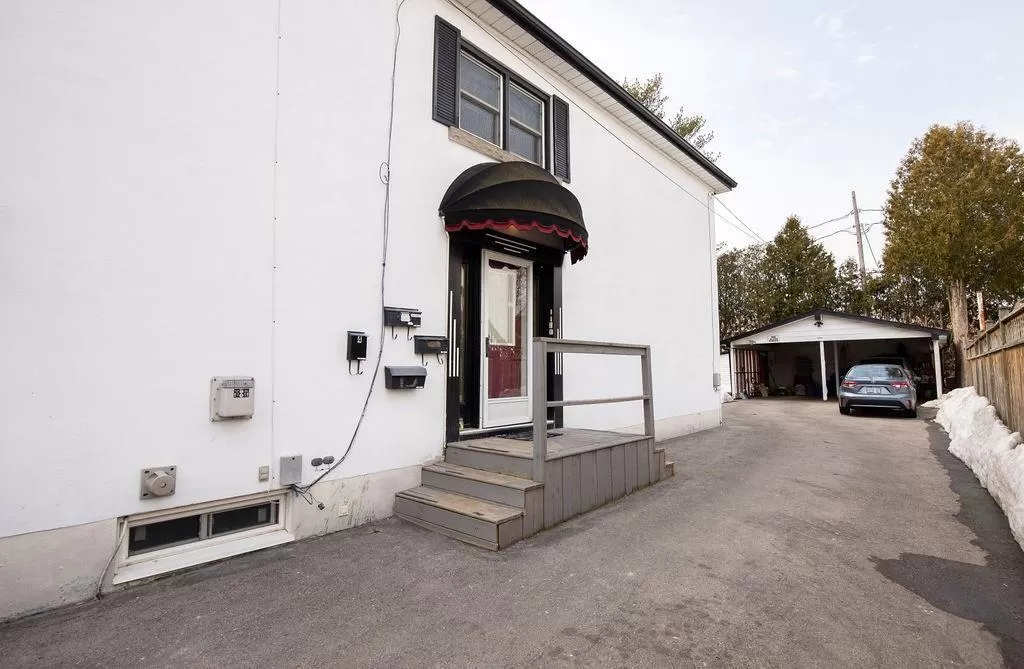 House for rent: 9 Don Street|unit #basement, Dundas, Ontario L9H 4N8