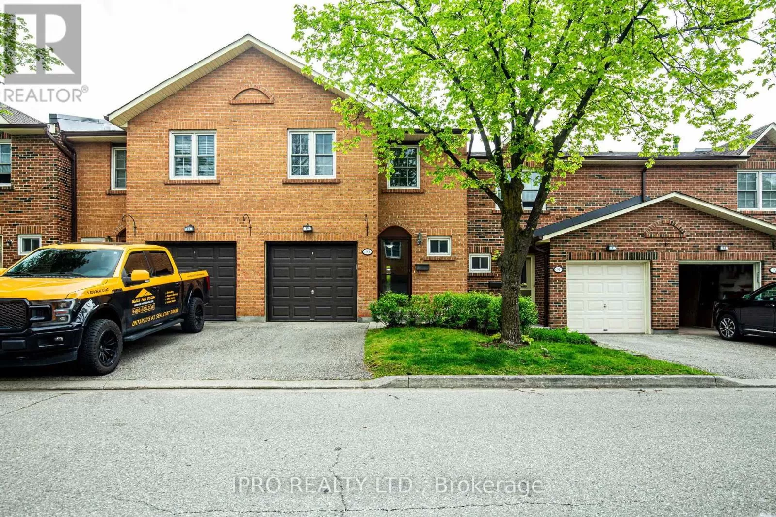 Row / Townhouse for rent: 90 - 2120 Rathburn Road E, Mississauga, Ontario L4W 2S8