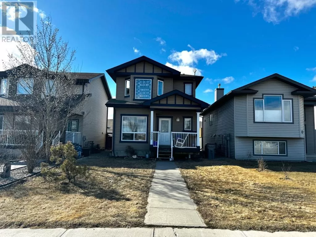House for rent: 9009 93 Avenue, Grande Prairie, Alberta T8X 0A3