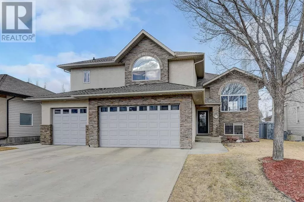 House for rent: 9010 Lakeshore Drive, Grande Prairie, Alberta T8X 8C7