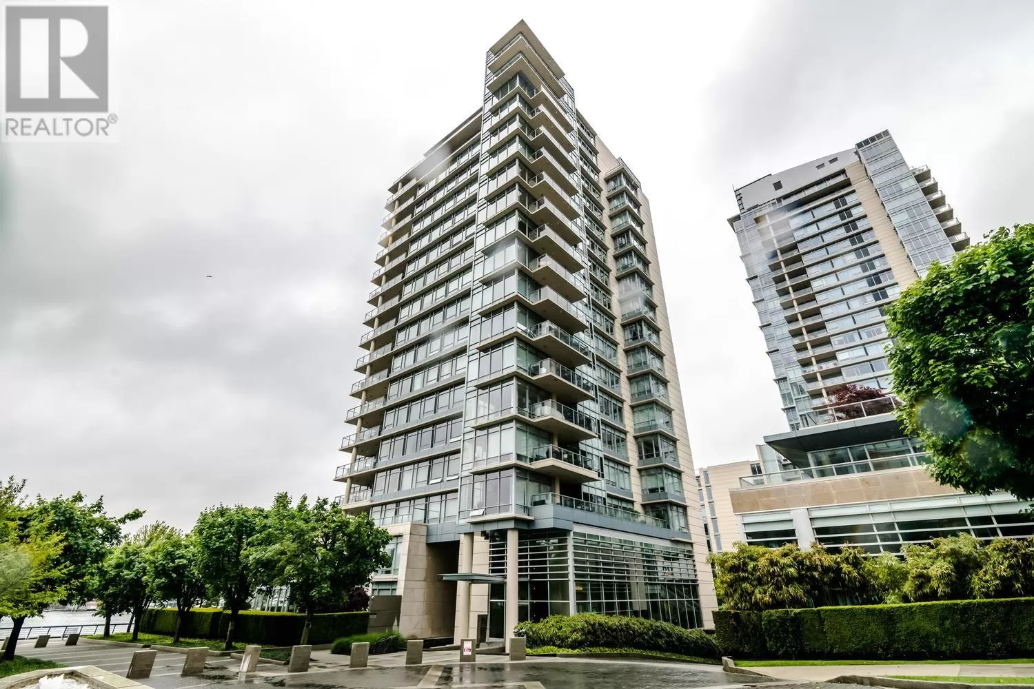 Apartment for rent: 903 1515 Homer Mews, Vancouver, British Columbia V6Z 3E8