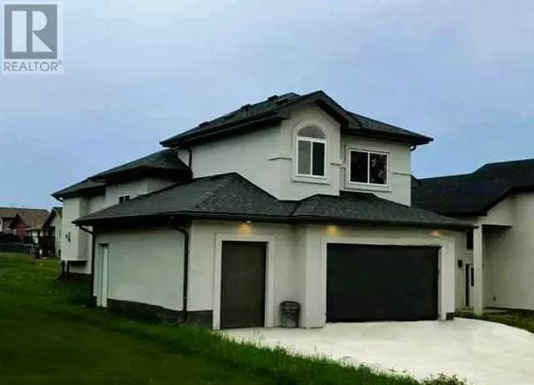 House for rent: 905 9 Avenue Ne, Fox Creek, Alberta T0H 1P0