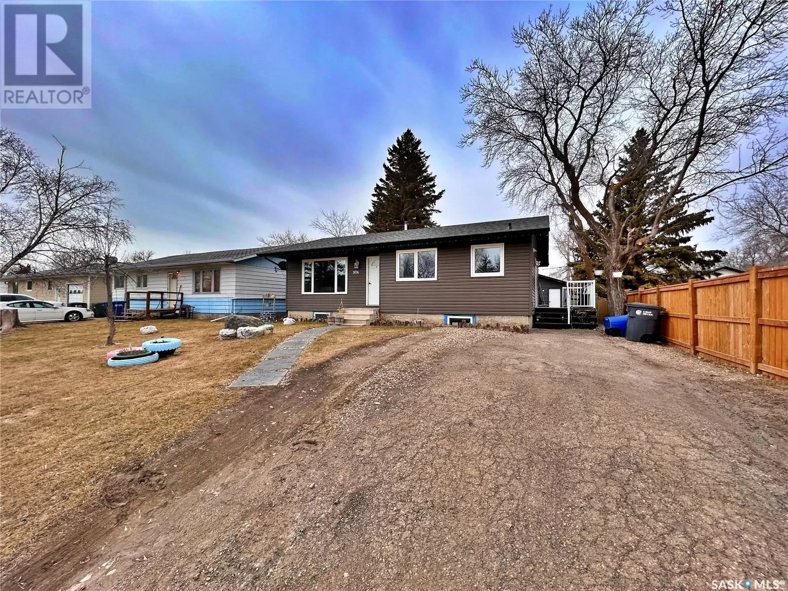 House for rent: 906 Ogilvie Street, Moosomin, Saskatchewan S0G 3N0