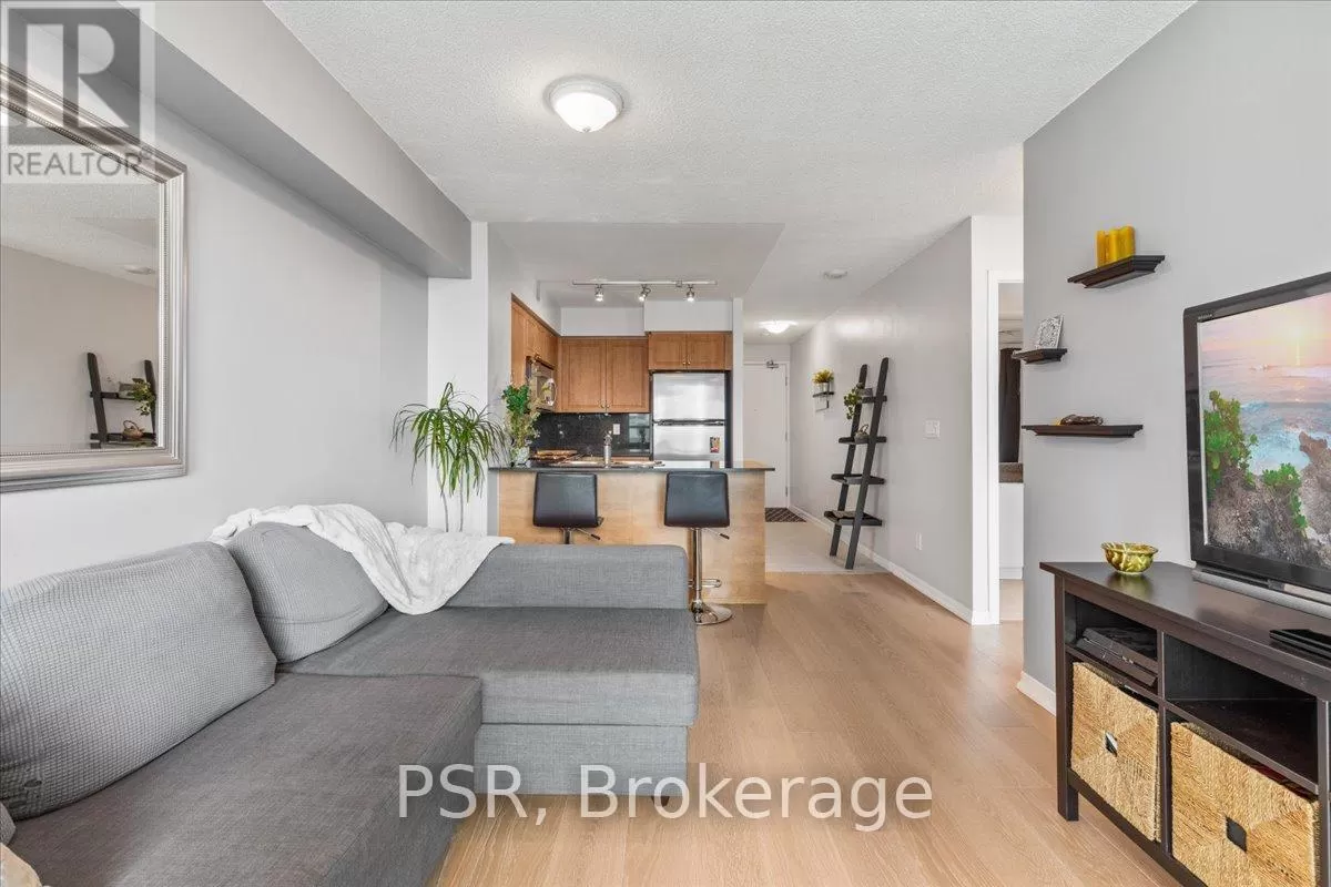 Apartment for rent: 907 - 215 Fort York Boulevard W, Toronto, Ontario M5V 4A2