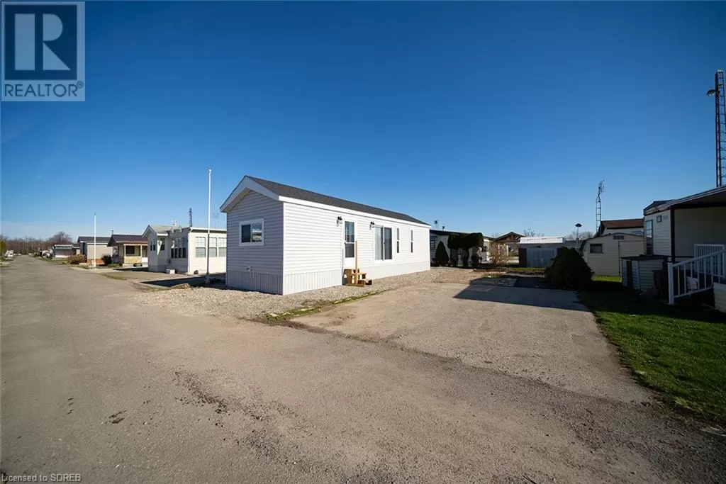 Mobile Home for rent: 92 Clubhouse Road Unit# 20, Turkey Point, Ontario N0E 1T0