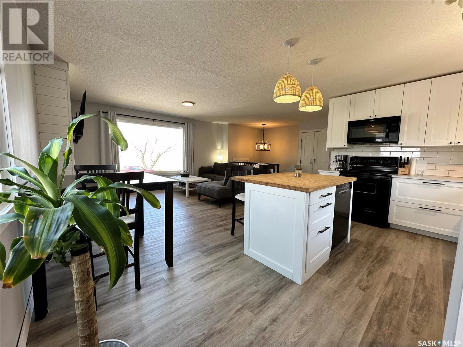 House for rent: 950 Gladstone Street W, Swift Current, Saskatchewan S9H 4G9