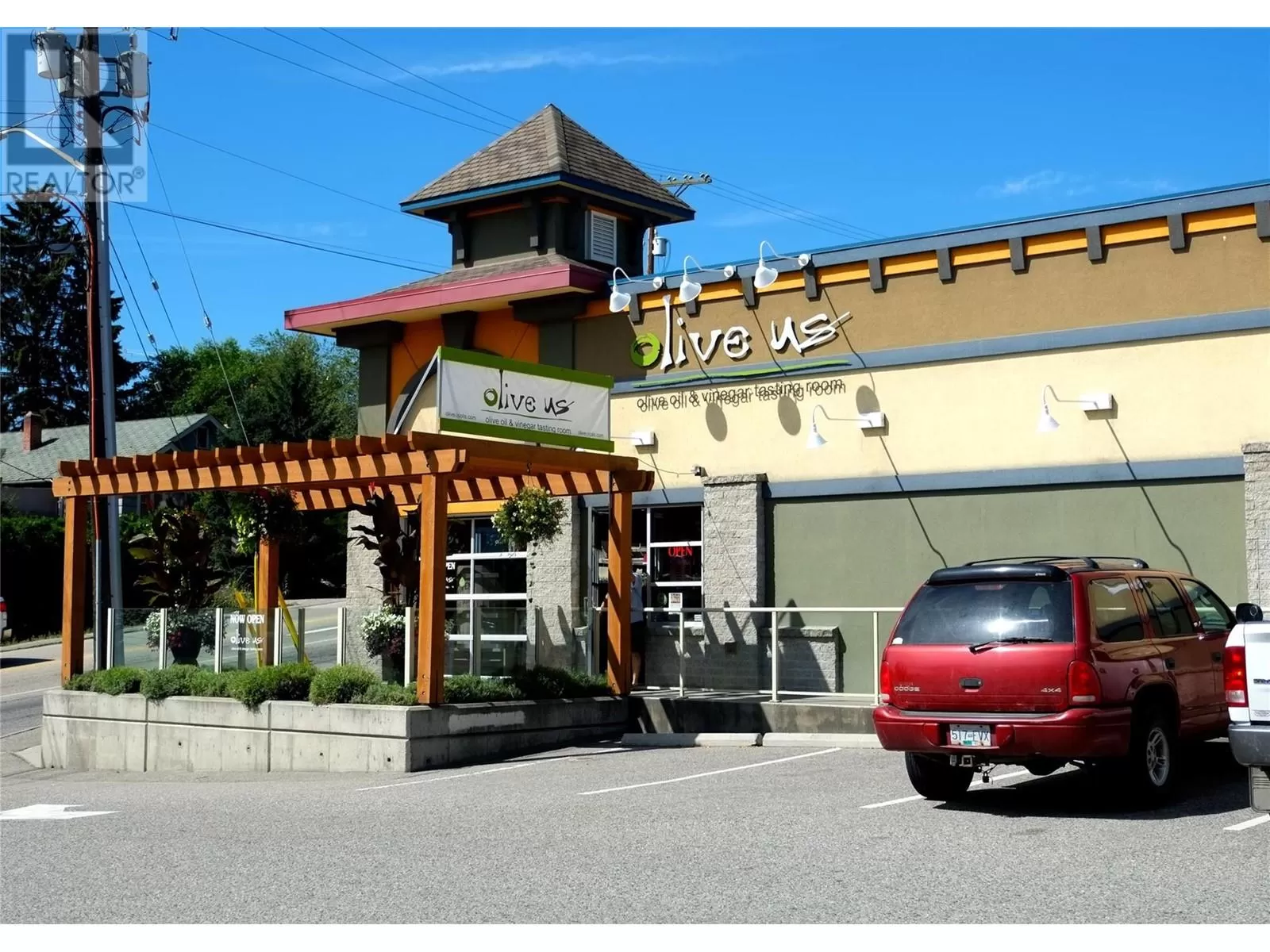 Residential Commercial Mix for rent: 9522 Main Street Unit# 76, Lake Country, British Columbia V4V 2L9
