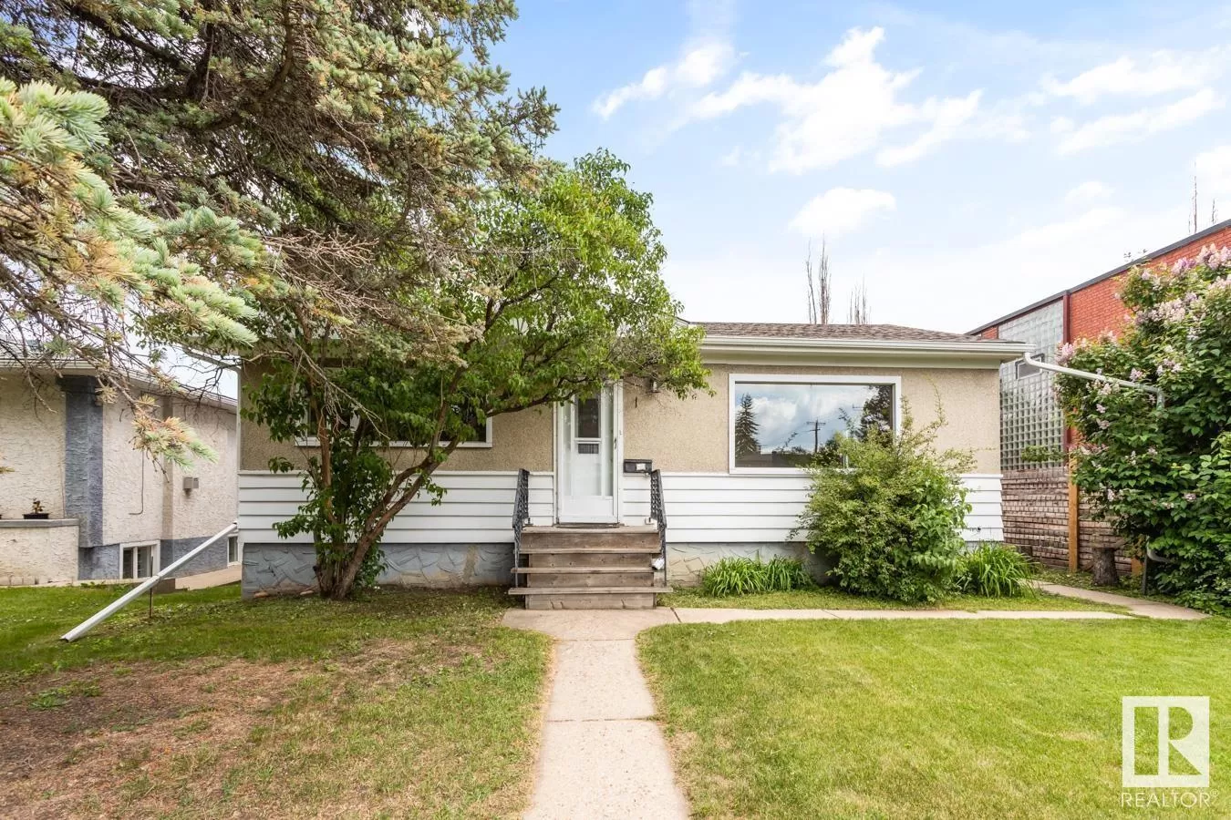 House for rent: 9523 86 St Nw, Edmonton, Alberta T6C 3E8