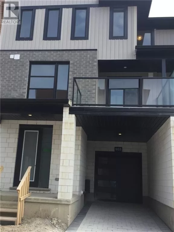 Row / Townhouse for rent: 955 Georgetown Drive, London, Ontario N6H 0J7