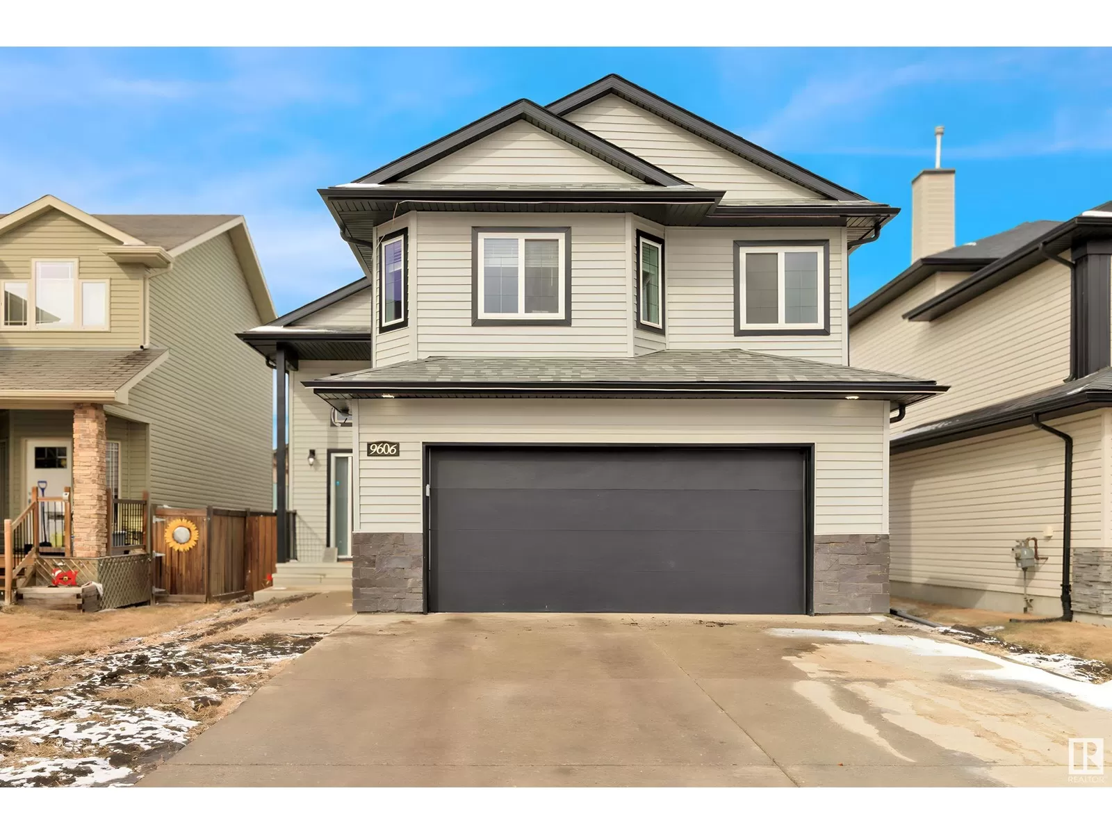 House for rent: 9606 83 Av, Morinville, Alberta T8R 0A6