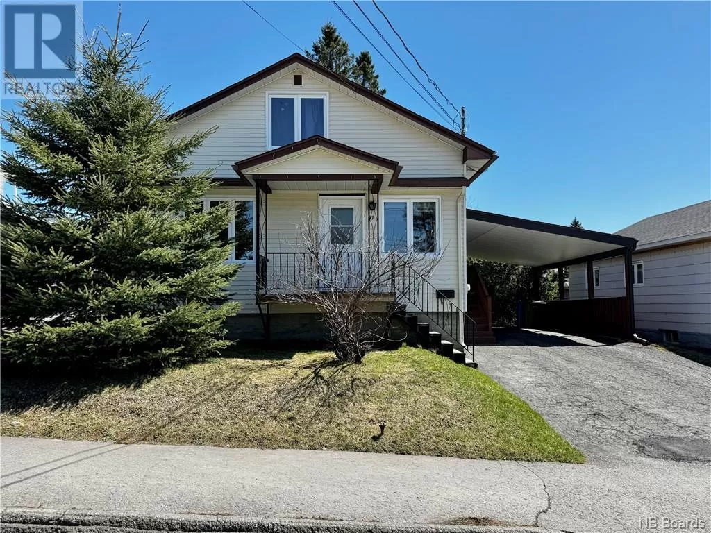 House for rent: 97 45e Avenue, Edmundston, New Brunswick E3V 3A9