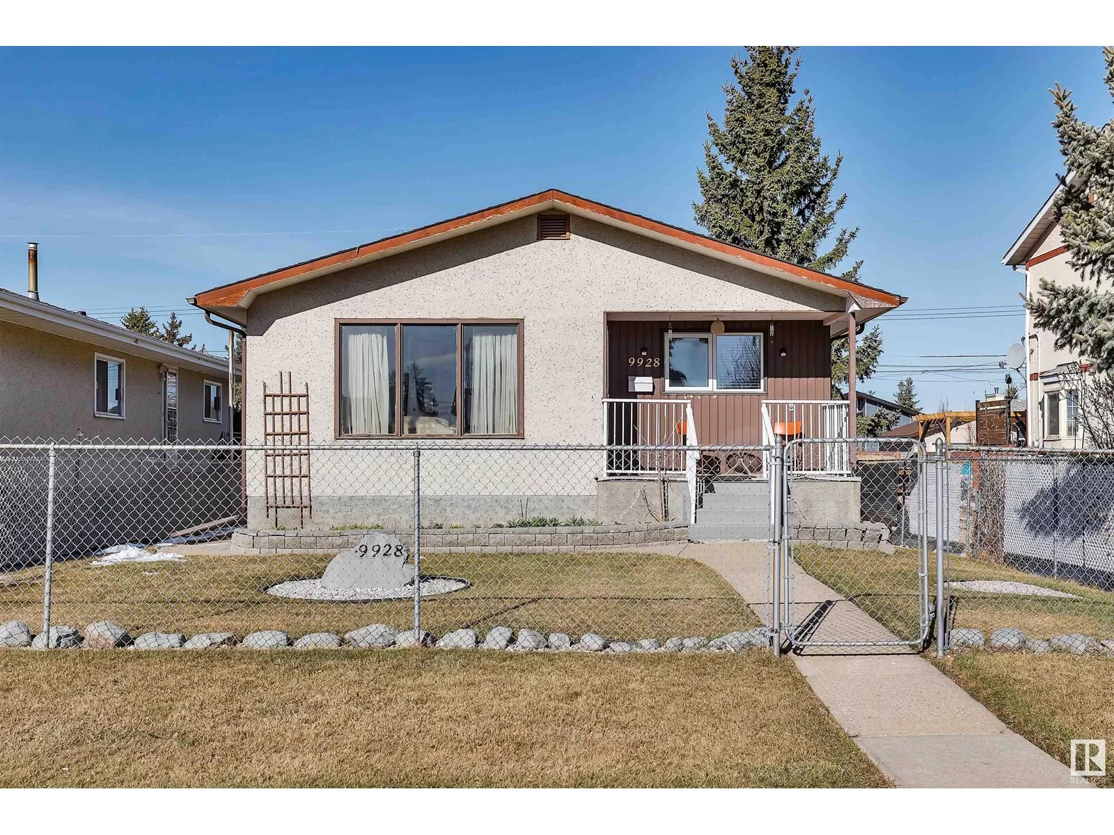 House for rent: 9928 159 St Nw, Edmonton, Alberta T5P 2Z7