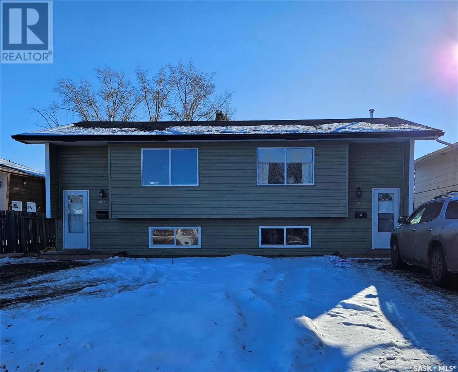 Duplex for rent: A & B 9016 Panton Avenue, North Battleford, Saskatchewan S9A 3J9