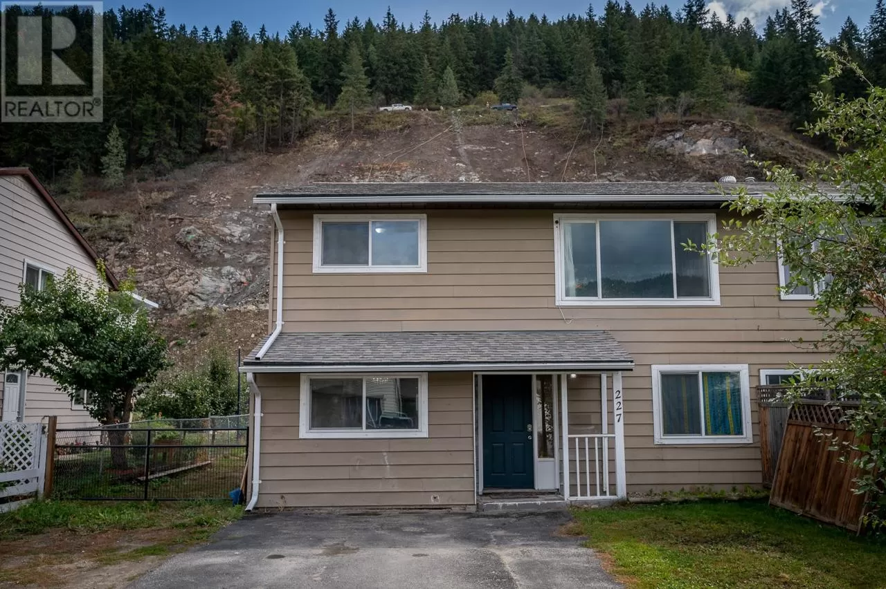Duplex for rent: A-227 Brooke Drive, Chase, British Columbia V0E 1M0