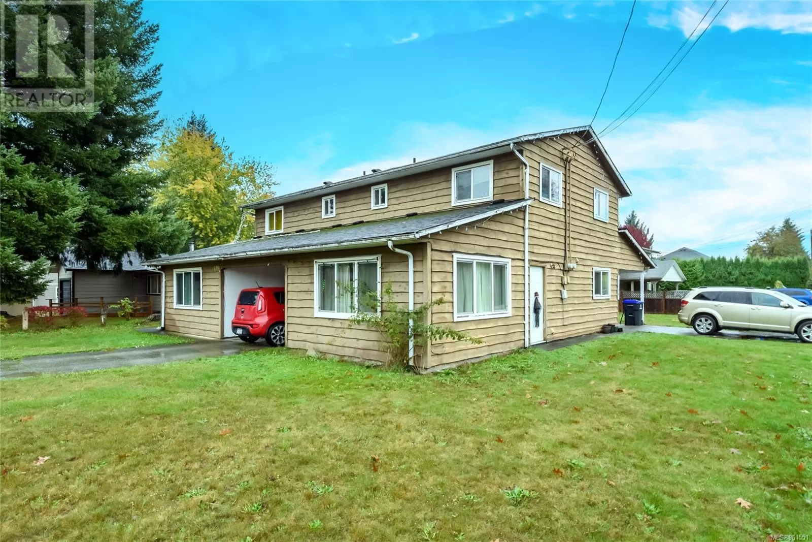 Duplex for rent: A&b 1390 20th St, Courtenay, British Columbia V9N 2G2