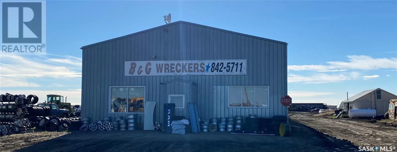 B & G Wreckers, Brokenshell Rm No. 68, Saskatchewan S4H 2J9