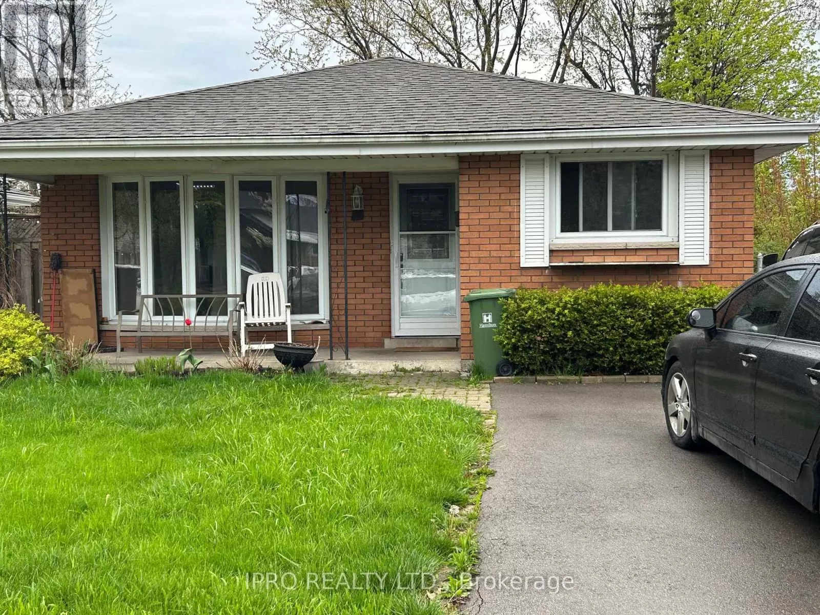 House for rent: Basemnt - 6 Muir Avenue, Hamilton, Ontario L8T 2V1