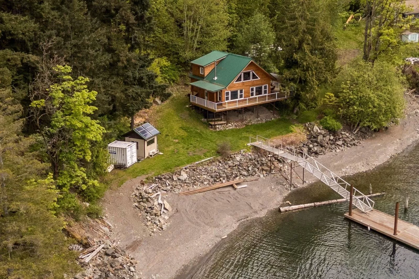House for rent: Blk A Cascade Bay, Harrison Hot Springs, British Columbia V0V 0V0