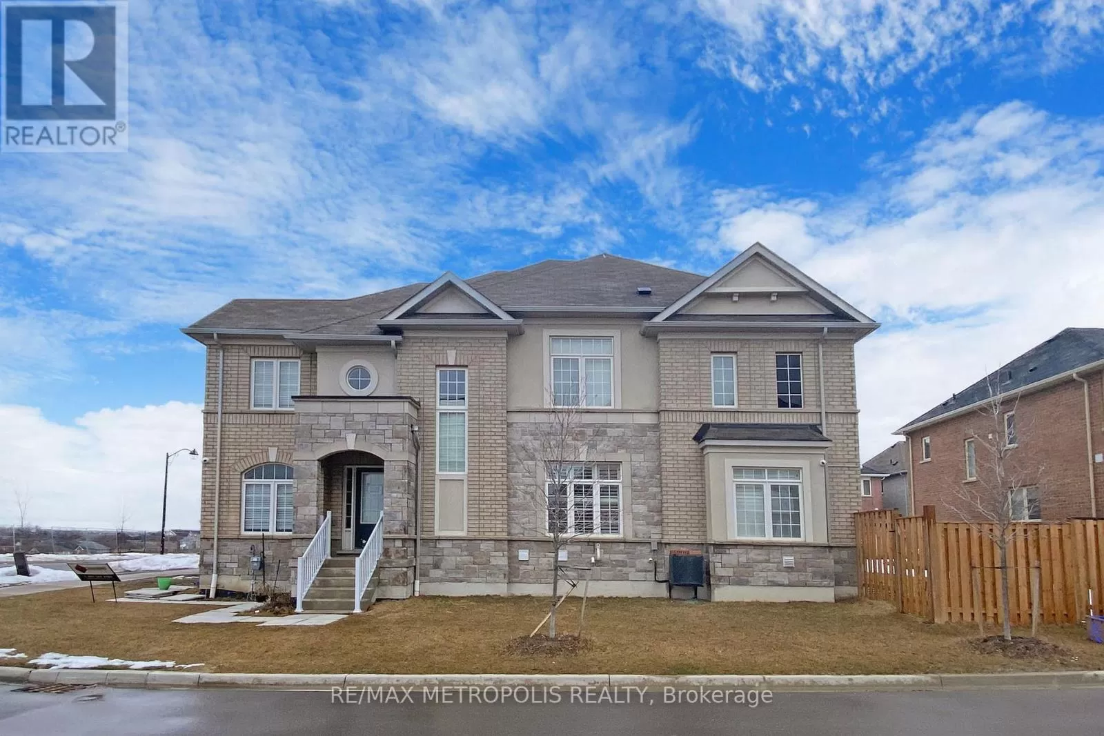 House for rent: Bsmt - 35 Turnerbury Avenue, Ajax, Ontario L1Z 0S8