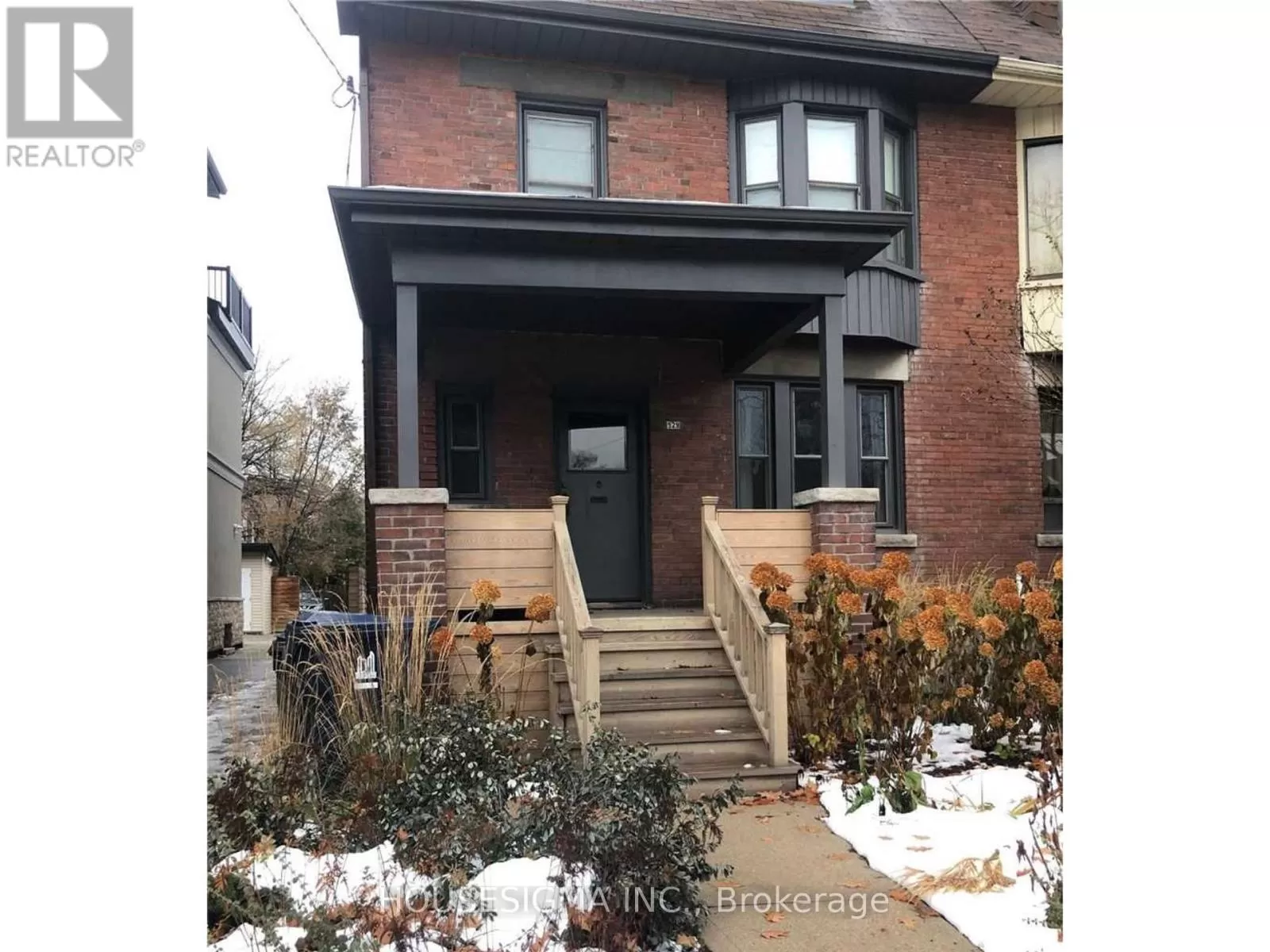 House for rent: Bsmt - 529 Runnymede Road, Toronto, Ontario M6S 2Z8