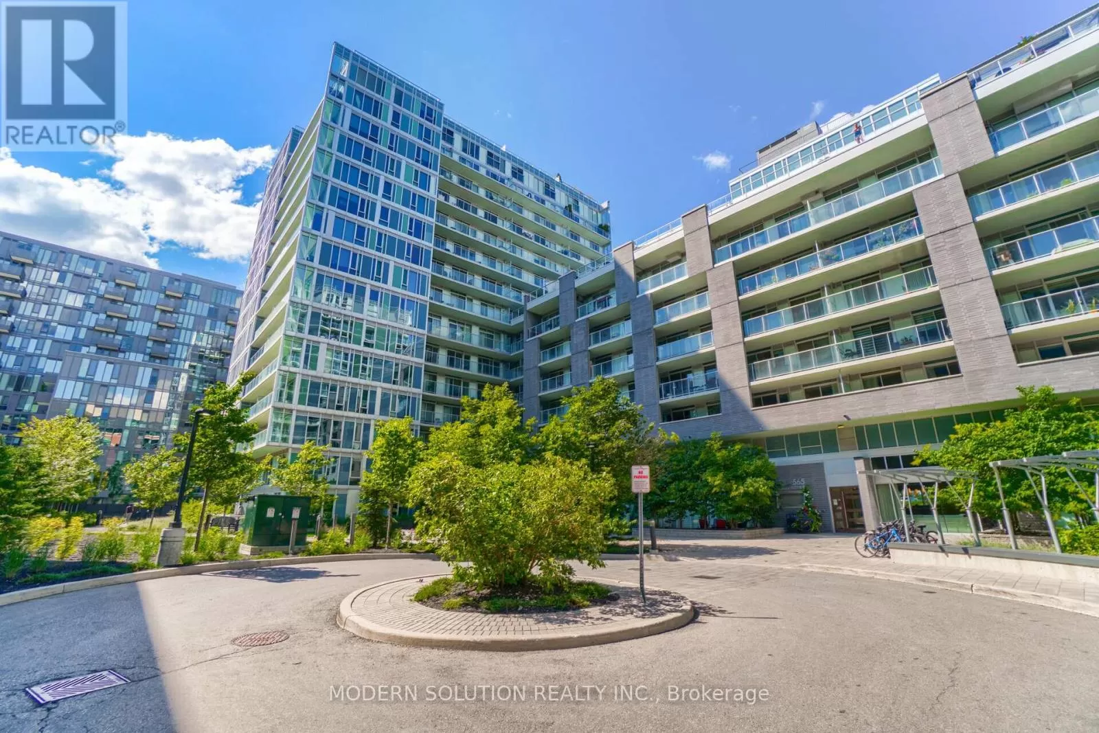 Apartment for rent: E109 - 555 Wilson Avenue W, Toronto, Ontario M3H 5Y6