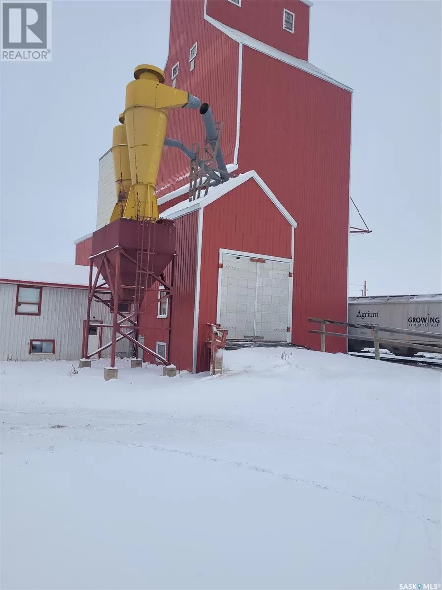 Unknown for rent: Gust Elevator, Davidson, Saskatchewan S0G 1A0