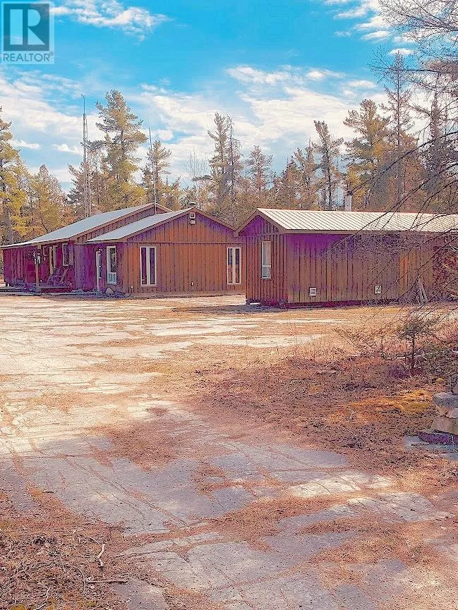 Recreational for rent: L14c4 Robinson Walkhouse Road, Silver Water, Manitoulin Island, Ontario P0P 1Y0